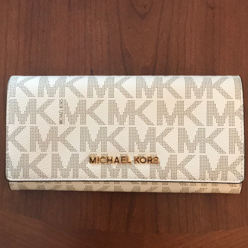 Michael Kors wallet